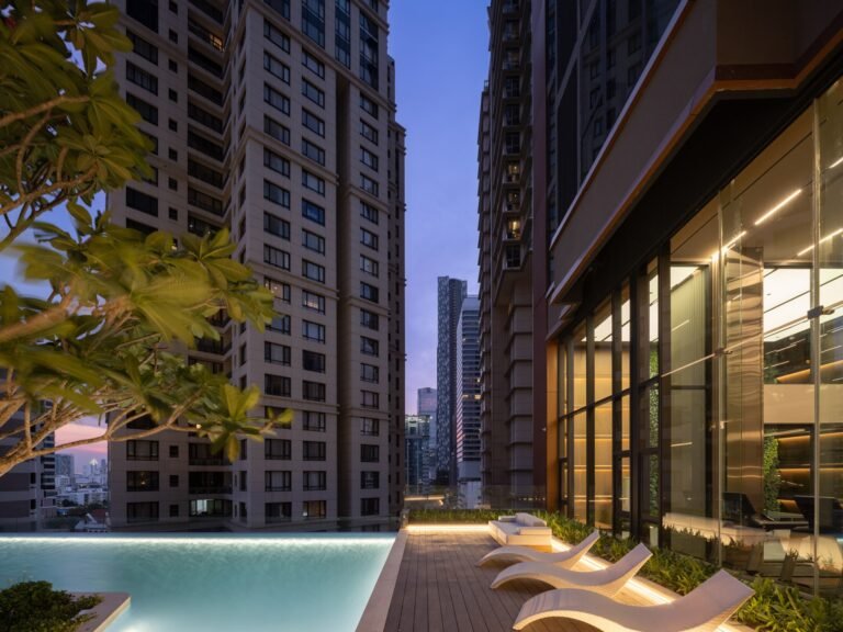 SUPALAI ICON SATHORN｜泳池畔實景（實景照片）