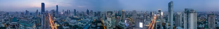 SUPALAI ICON SATHORN｜39 樓・130 m 夜景景觀（參考示意）